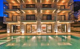 Carruba Boutique Hotel